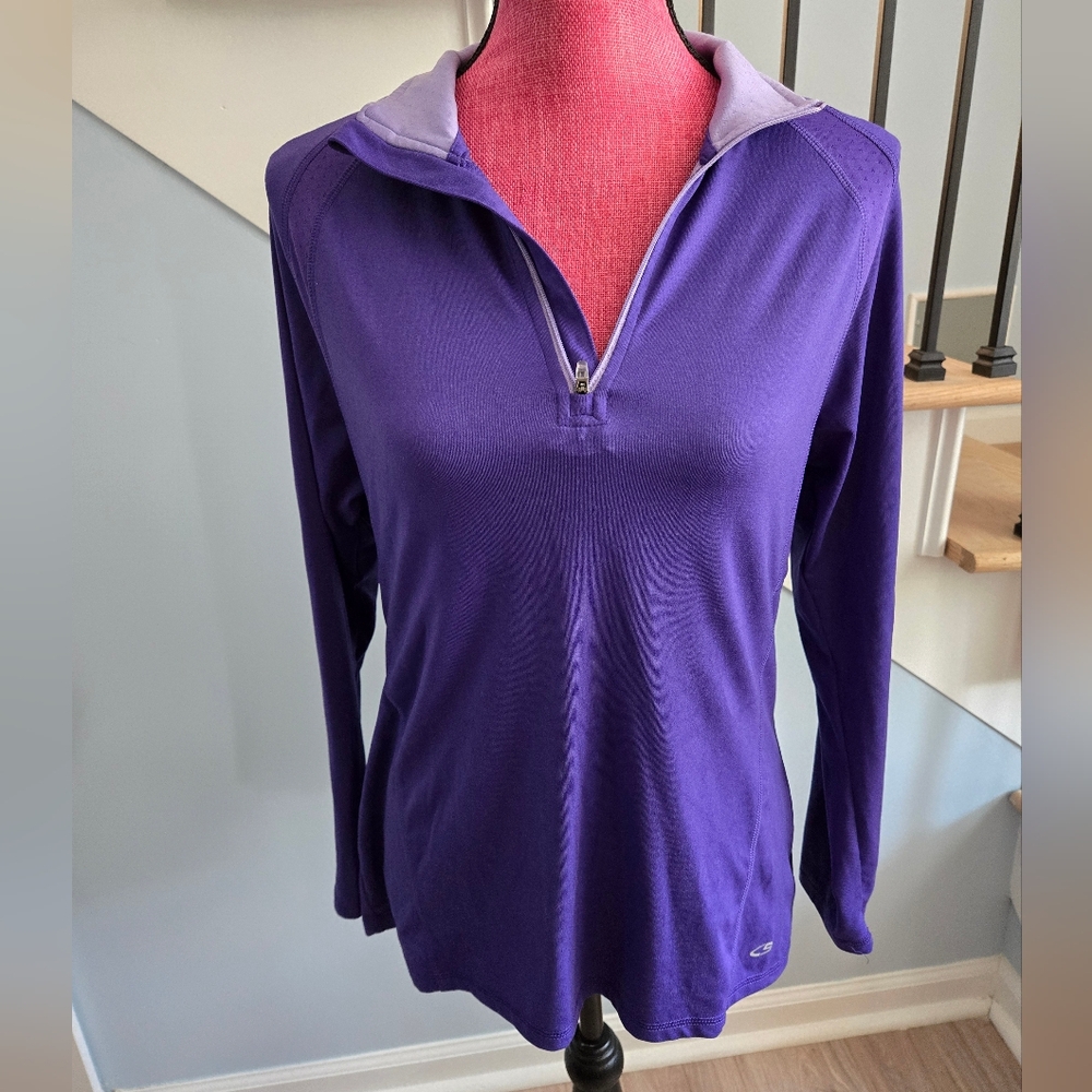 Champion Pullover - Medium - Purple - Like New‎ - Picture 2 of 7